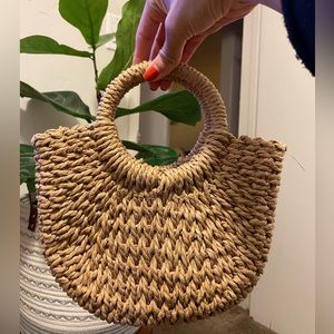 rattan bag w cross body strap